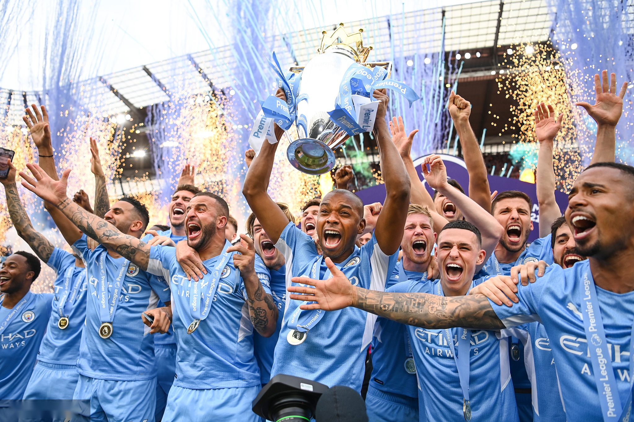 拥有多名选 拥有多名选