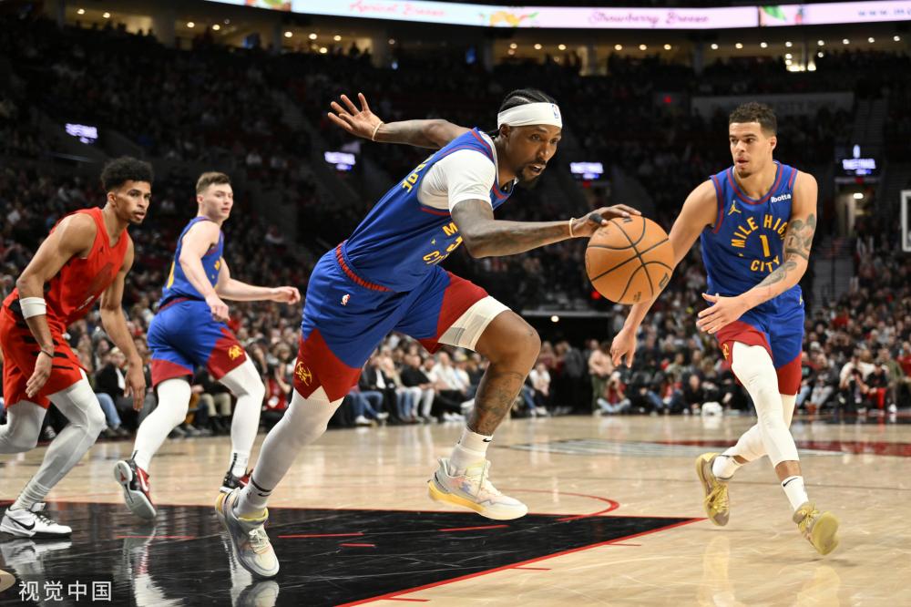 鲍恩在第4 鲍恩在第4