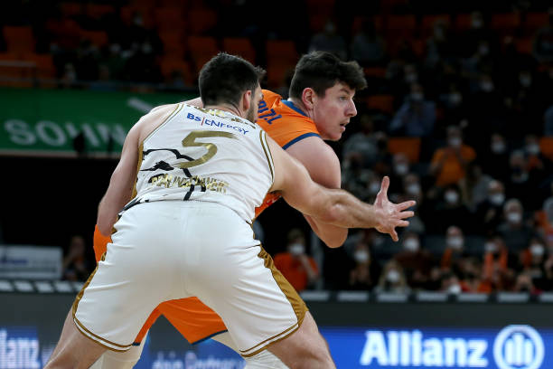 而通过在转 而通过在转