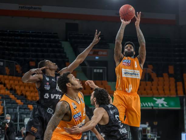 强者间的较 强者间的较